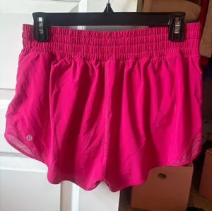 Lululemon Hotty Hot 2.5" thumbnail 1