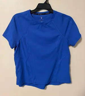 Athletic top  thumbnail 1