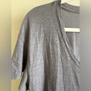 Anthropologie SAMPLE T.La Slate V-Neck Short Sleeve Tee thumbnail 2