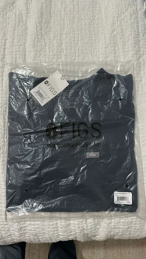 Catarina One-Pocket Scrub Top FIGS thumbnail 3
