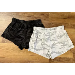 Women’s/Teen Soft Shorts, Set of 2‎ Black Camo/White, Drawstring & Pockets EUC thumbnail 4