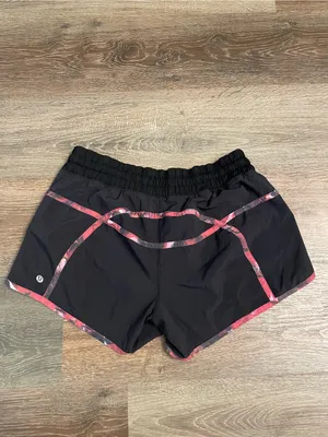 lululemon athletica Black Athletic Tracker Shorts Size 8 thumbnail 3