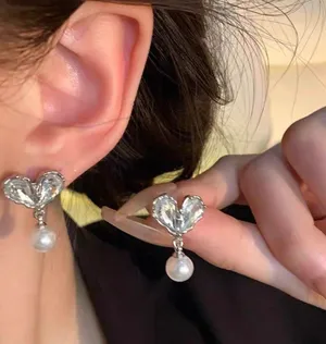 925 Silver Heart Pearl Earrings thumbnail 2