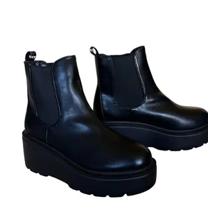 New Top Moda Y2k Wedges Chelsa Boot Slip On Black Sz-8 thumbnail 3