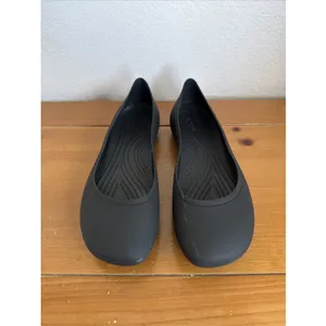 Crocs Alice Work Black Slip Resistant Nursing, Food Service Flats Size-11 thumbnail 2
