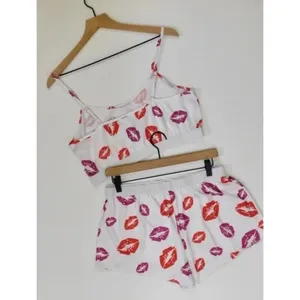 NEW!! HOT LIPS‎ Lipstick Kiss Cropped Loungewear Two Piece Set Top Shorts Large thumbnail 5