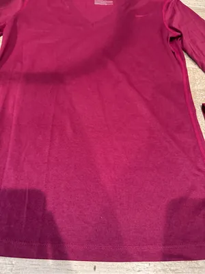 Nike Women's Long Sleeve V-Neck Top thumbnail 2