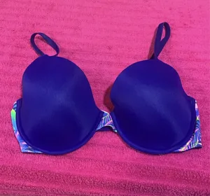 Victoria's Secret PINK Bra thumbnail 1