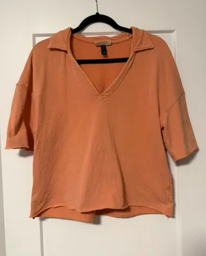 Oversized V thumbnail 1