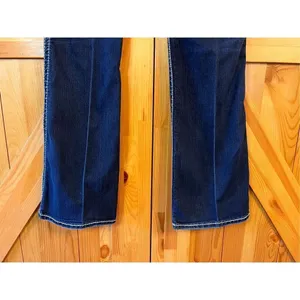 Silver Jeans Frances 18" womens size 28 x 33 distressed bootcut dark wash (3327) thumbnail 5