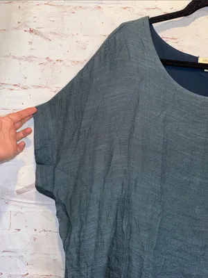 Umgee Slate Blue Relaxed Scoop Neck Tunic Dolman short sleeves textured M lined thumbnail 2