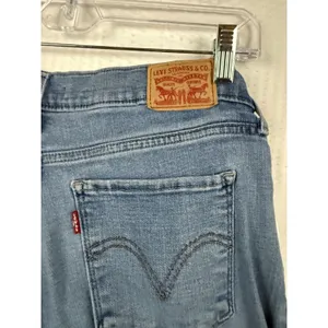 Levis Classic Bootcut Jeans Womens 14M Blue Denim Mid Rise 39252-0027 W32 L32 thumbnail 4
