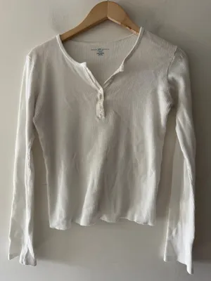 Brandy Melville White Callan Long Sleeve Waffle Knit Henley Thermal‎ Long Sleeve thumbnail 2