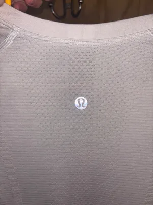 Lululemon Swiftly Tech Long Sleeve thumbnail 4