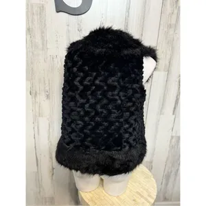 Black Faux Fur Vest Women’s Small – Soft Plush Texture, Warm Lined, Zipper Closu thumbnail 7
