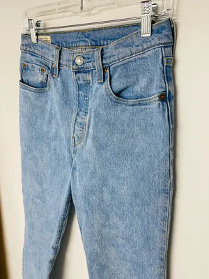 Levi's Light Denim Jeans thumbnail 3