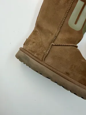 Ugg Boots Classic Short Rubber Logo Bold Spell Out Leather Chestnut Tan Gold thumbnail 13
