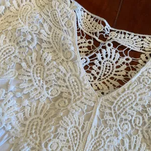 White Top with Lace Detailing Size M thumbnail 2