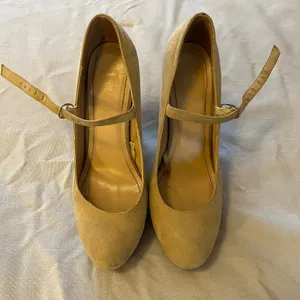 Forever 21 Platform Suede Mary Jane Heels thumbnail 1