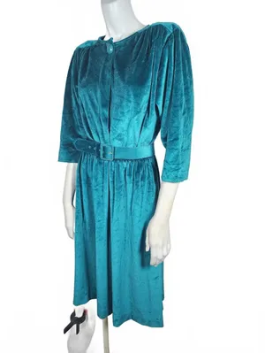 Vintage 80's Blair Emerald Green Velvet Dress with Belt Size 12 thumbnail 2