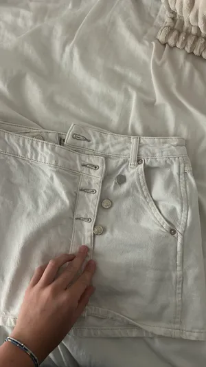 Super cute Free people white jean skirt thumbnail 2