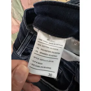 KanCan Curvy High Rise Skinny Denim Jeans 30x28 NEW Side Slit Hem Stretch thumbnail 8