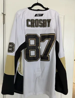 White Pittsburgh Penguins Sidney Crosby Jersey thumbnail 1