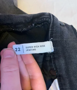 Jeans thumbnail 3