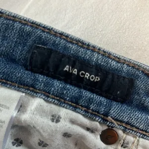 Lucky Brand Ava crop jeans. Size 6/28 thumbnail 5