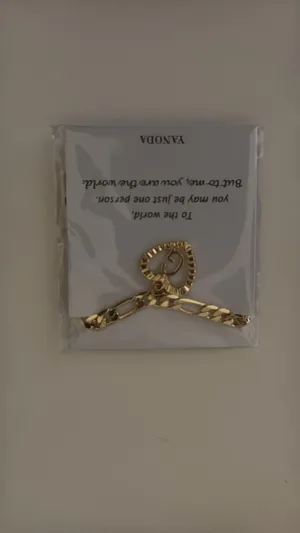 “G” necklace Gold thumbnail 3