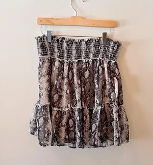 NWT A Beautiful Soul Snakeskin Skirt thumbnail 1