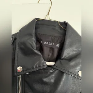 Lioness Leather Jacket thumbnail 2
