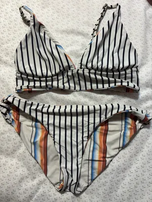 Billabong woman’s bikini thumbnail 2
