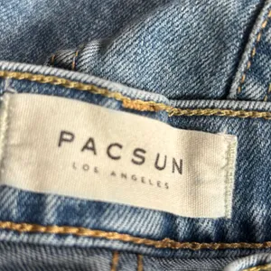 PacSun Vintage Icon Distressed Skinny Jeans Light‎ Wash Raw Hem 23 Inch Waist thumbnail 8