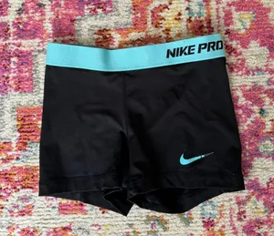 pro shorts thumbnail 1