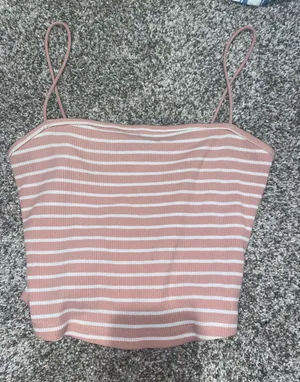 Pink crop top thumbnail 1