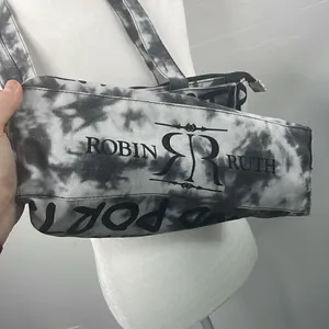 Robin Ruth Tote with zipper Portland black and white thumbnail 4