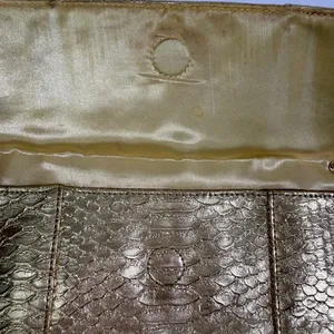 Jessica McClintock Gold Snake Embossed Metallic Clutch‎ Evening Bag thumbnail 7
