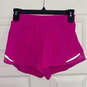 Lululemon Hotty Hot Shorts thumbnail 2