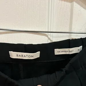 Aritzia Babaton Black Pocket Dress Pant Trousers w Jogger bottom M thumbnail 4