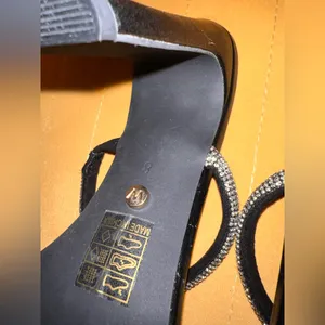 White Fox Heels thumbnail 2