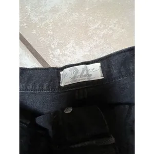 Free people Shorts Size 24 Button Fly Distressed Raw Hem Denim Black Jean Shorts thumbnail 3