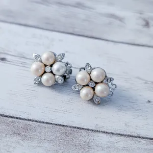 Vintage Clip On Earrings Faux Pearl Quad - Condition Issues thumbnail 2