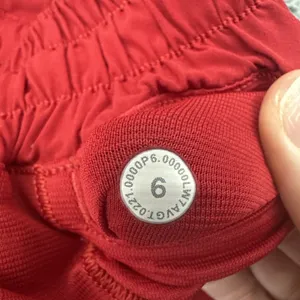 Lululemon Hotty Hot Shorts Low Rise 4" Dark Red Athletic Athleisure Women's 6 thumbnail 6