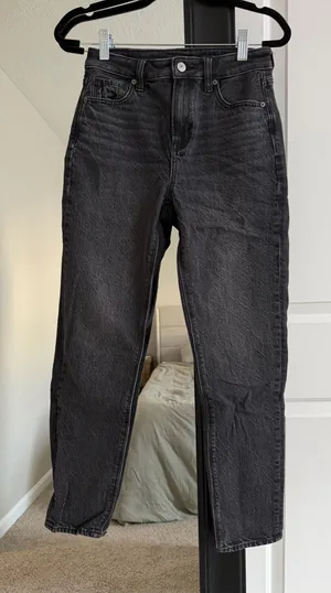 American Eagle Mom Jeans Black thumbnail 1