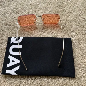 Quay TTYL RIMLESS SUNGLASSES thumbnail 4