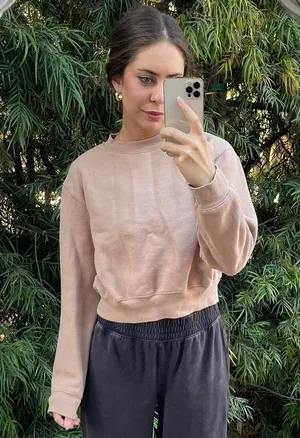 Aritzia TNA cropped tan crewneck sweatshirt sz s thumbnail 2