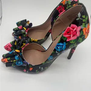Betsey Johnson Vibrant Floral Rose Bow Multicolor 4" High Heels Shoes Size 7 M thumbnail 6