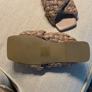 Steve Madden Sandals thumbnail 4