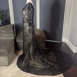 Women’s Black Sequined Full Length Prom Party Dress 3/4 Sleeve Train Size 12 thumbnail 5